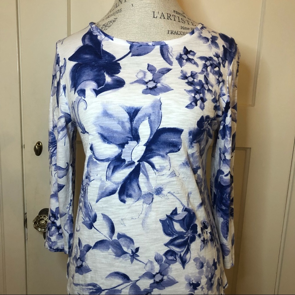 Chico’s lightweight blue and white floral top